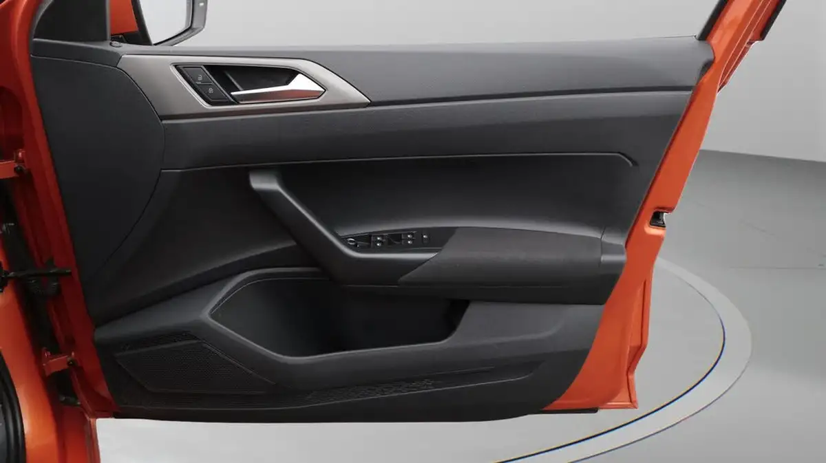 2018-volkswagen-polo-10-tsi-se-big-15