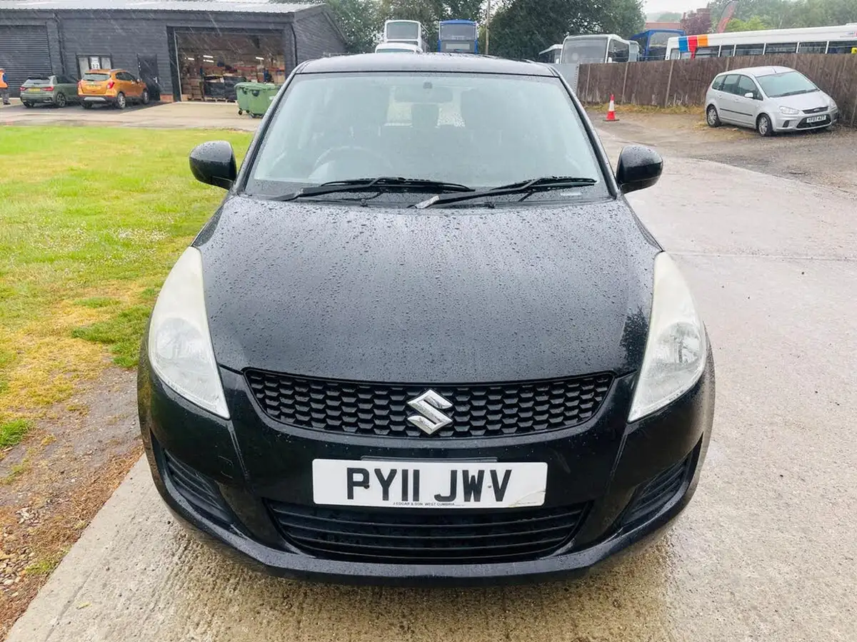 2011-suzuki-swift-12-sz3-5d-big-6