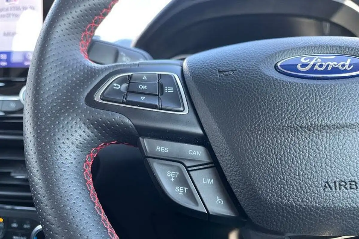 2022-ford-ecosport-10t-st-line-125ps-big-25