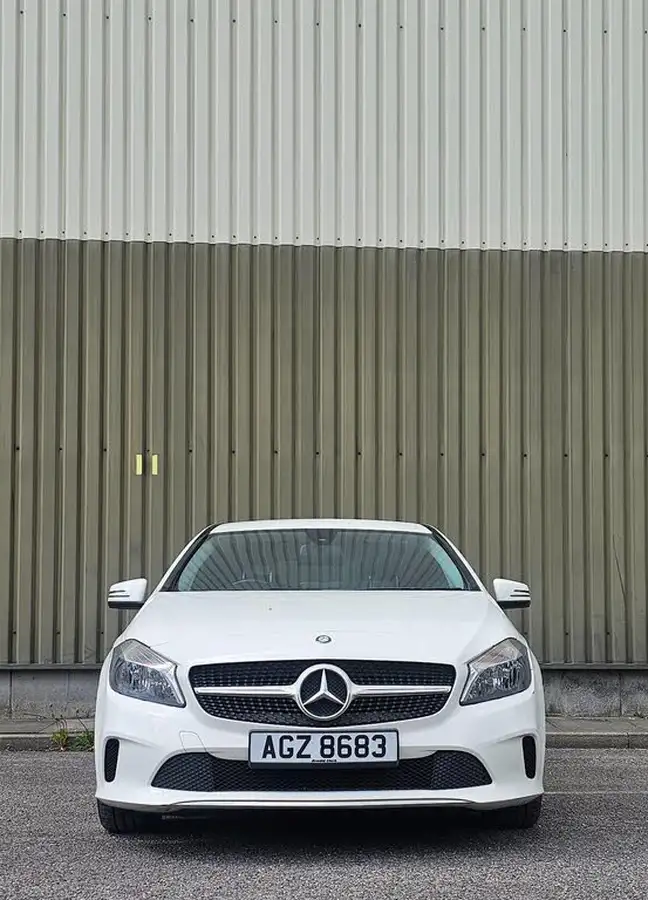 2016-mercedes-benz-a-class-15d-a180d-se-ss-big-2