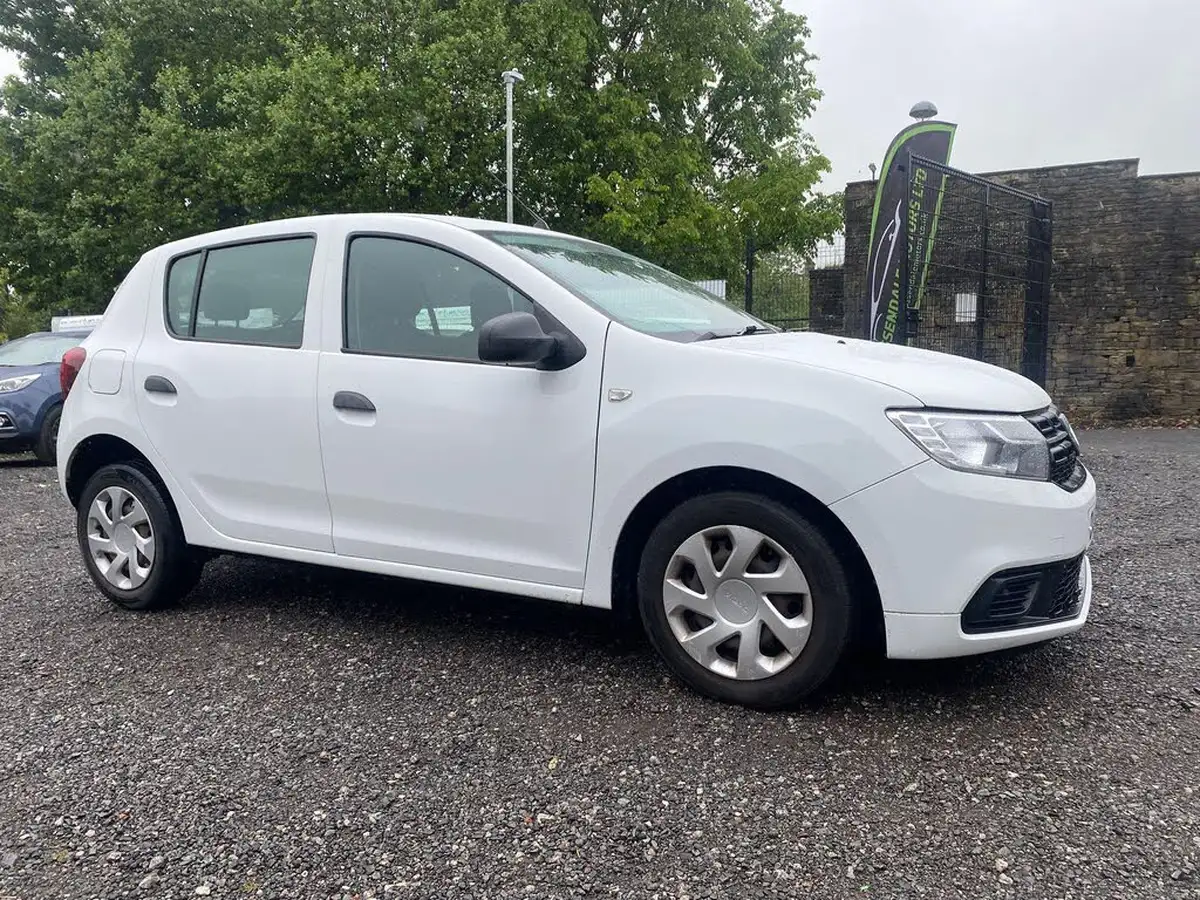2017-dacia-sandero-10-sce-ambiance-big-4