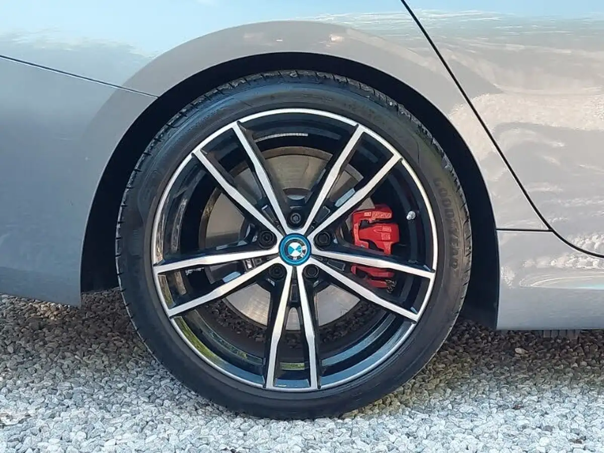 2023-bmw-3-series-20-330e-m-sport-touring-5d-big-11