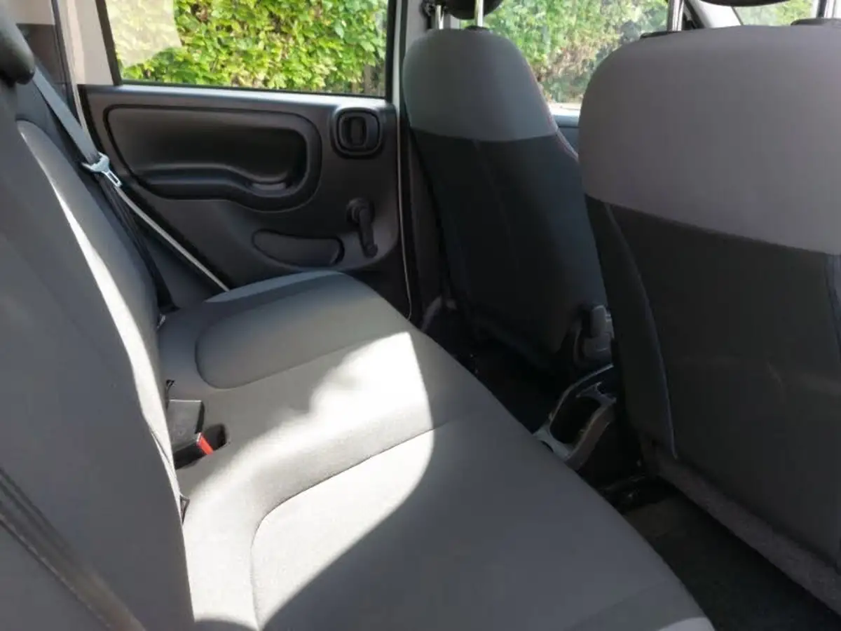 2015-fiat-panda-12-easy-big-12