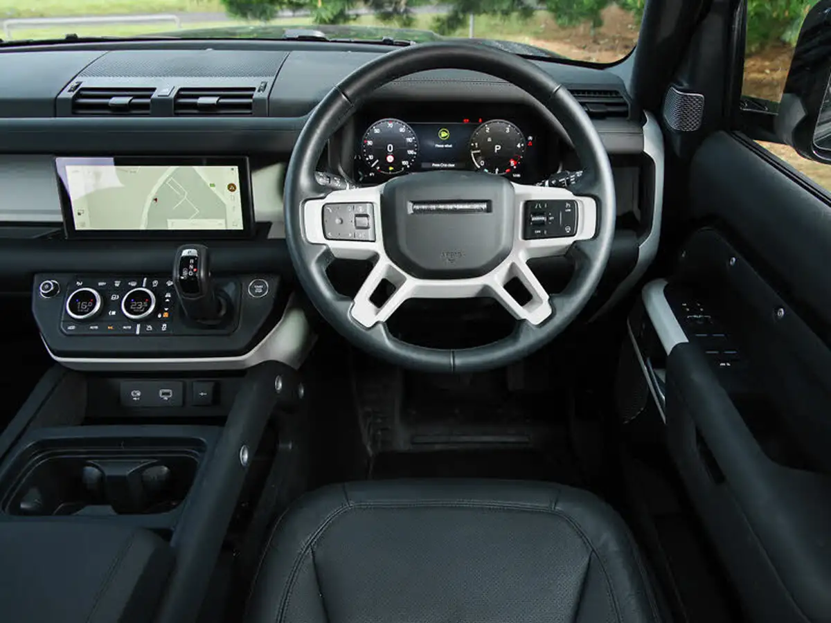 2024-land-rover-110-defender-30-d250-xs-edition-big-6