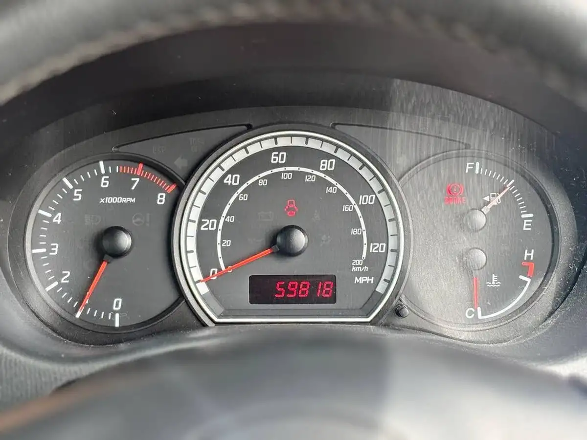 2008-suzuki-swift-13-gl-5d-big-35