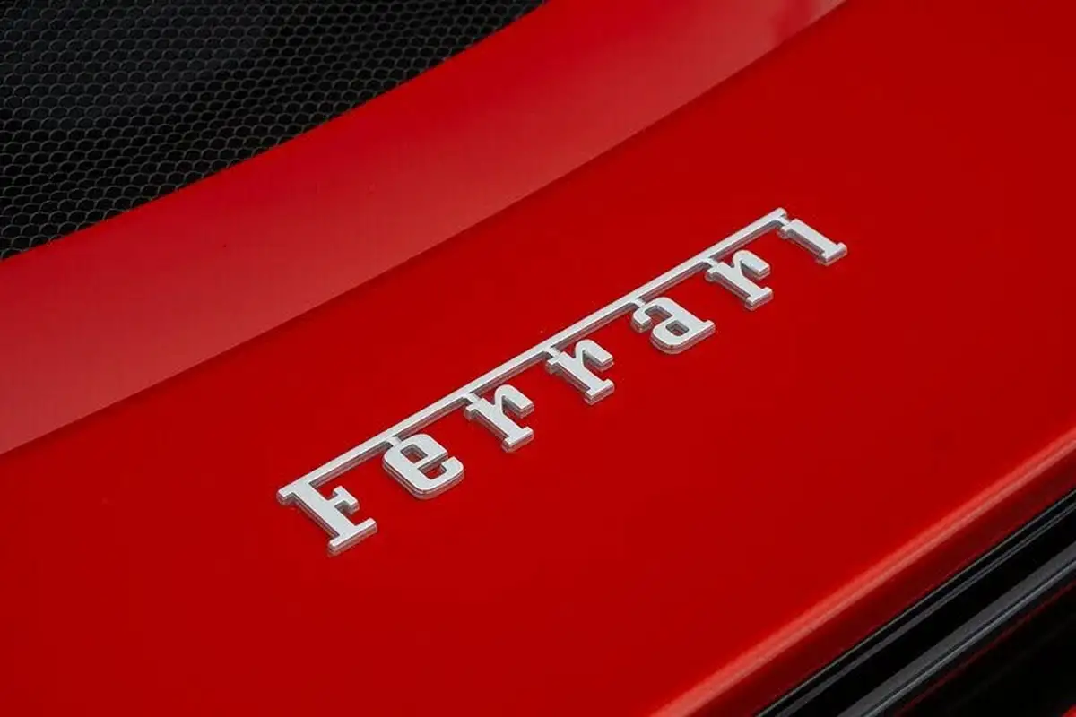 2023-ferrari-296-gts-big-18