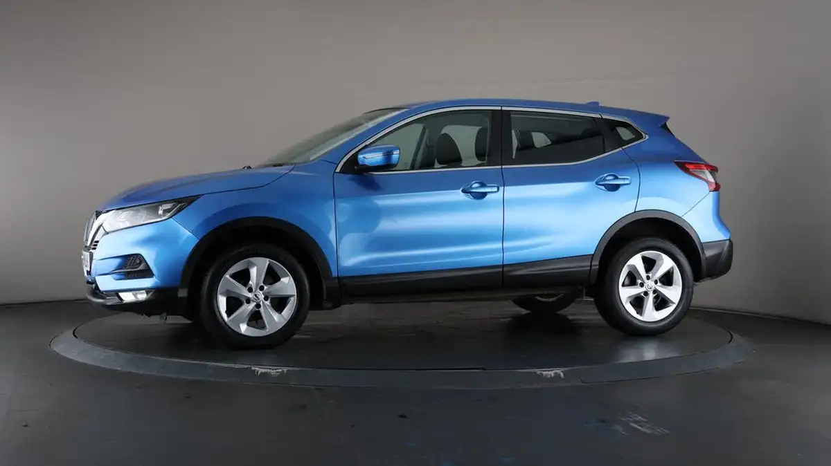 2019-nissan-qashqai-15dci-acenta-premium-17in-alloys-dct-big-39