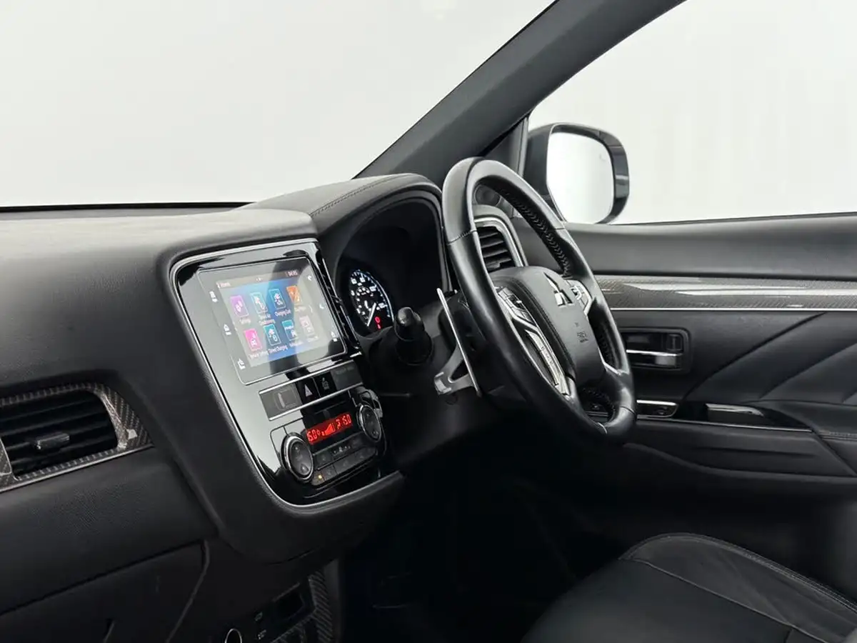 2019-mitsubishi-outlander-24-4h-phev-big-14