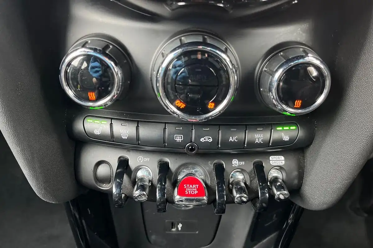 2021-mini-cooper-15-cooper-sport-hatchback-3d-auto-big-13