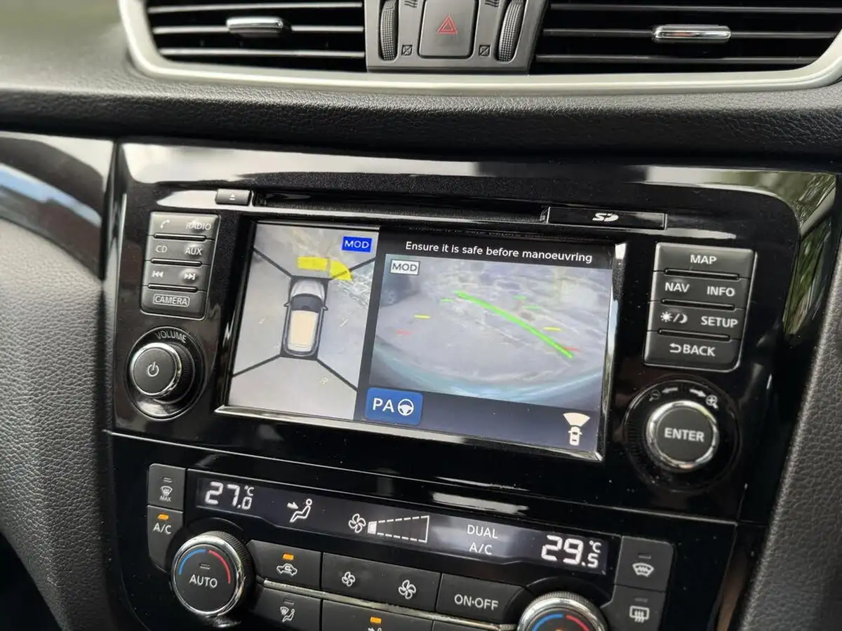 2017-nissan-qashqai-15dci-tekna-big-31