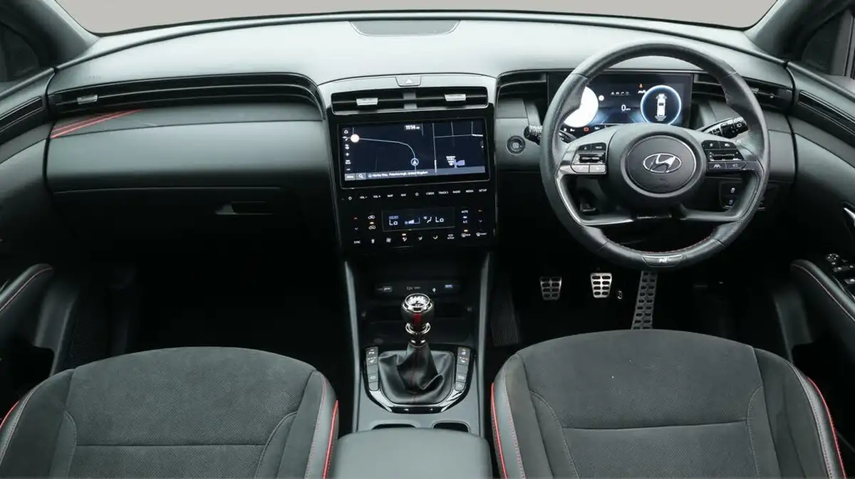 2022-hyundai-tucson-16-t-gdi-n-line-s-150ps-big-13