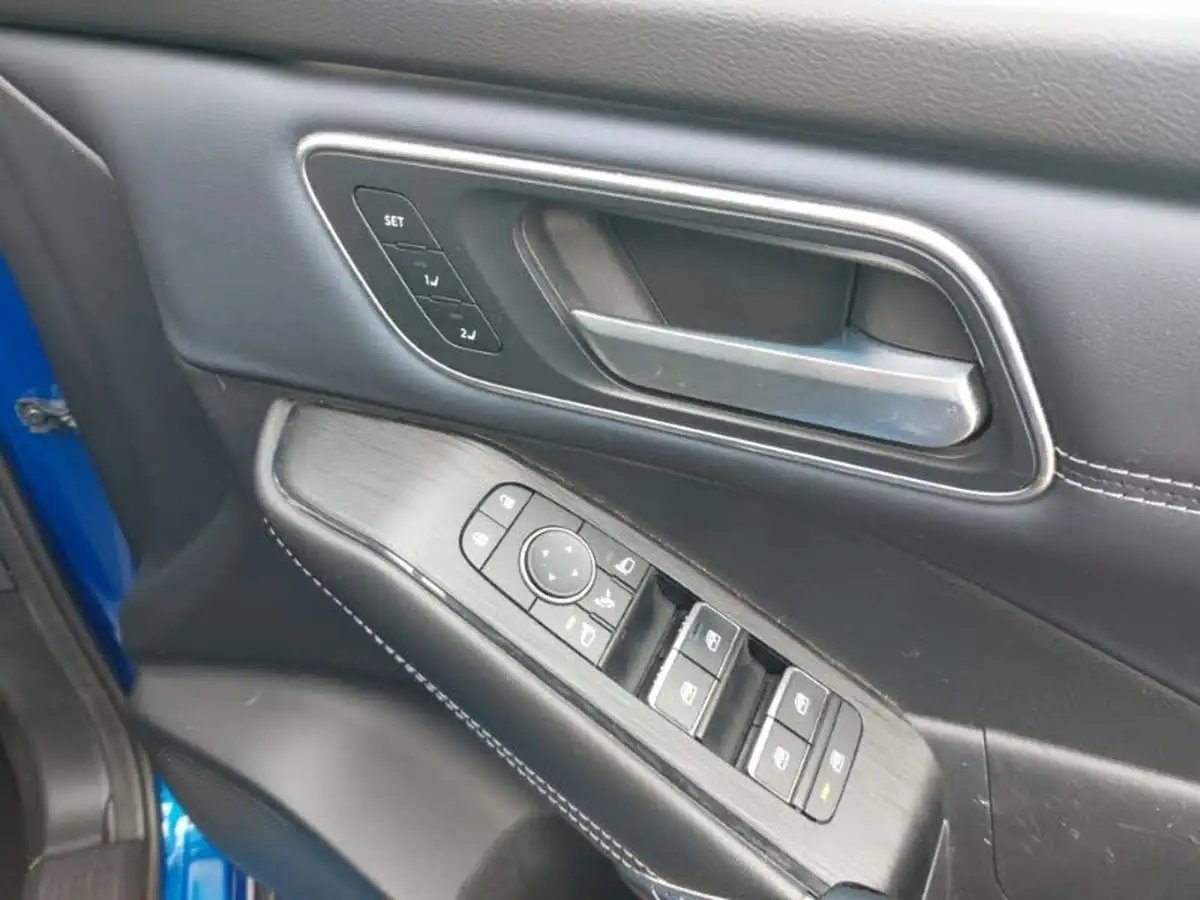 2021-nissan-qashqai-13-dig-t-tekna-big-11