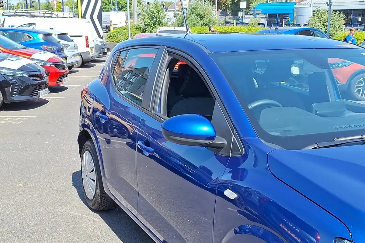 2022-dacia-sandero-10-tce-comfort-90bhp-big-27