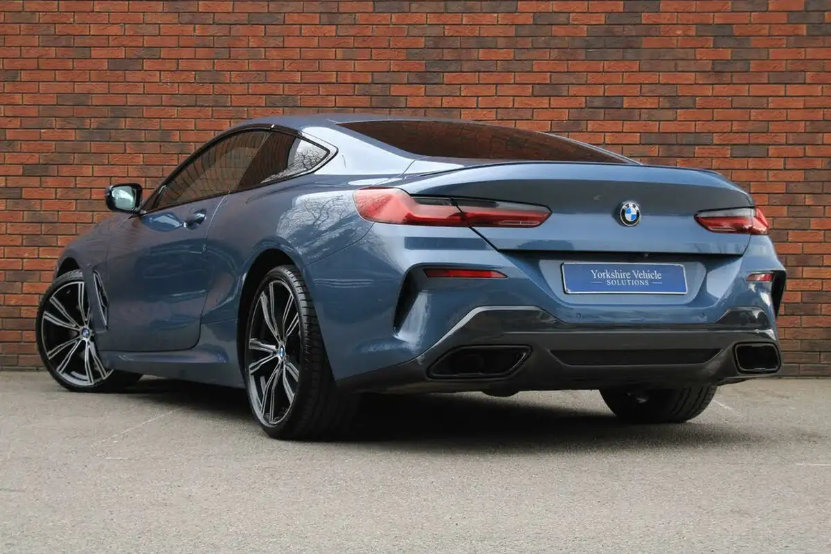 2018-bmw-8-series-30td-840d-xdrive-coupe-big-2