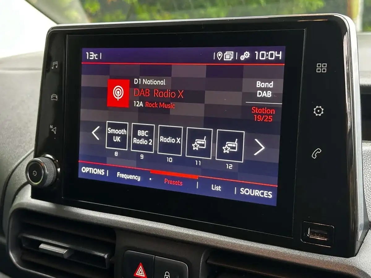 2021-citroen-berlingo-15bluehdi-1000-driver-100pseu6dt-e-ss-big-21