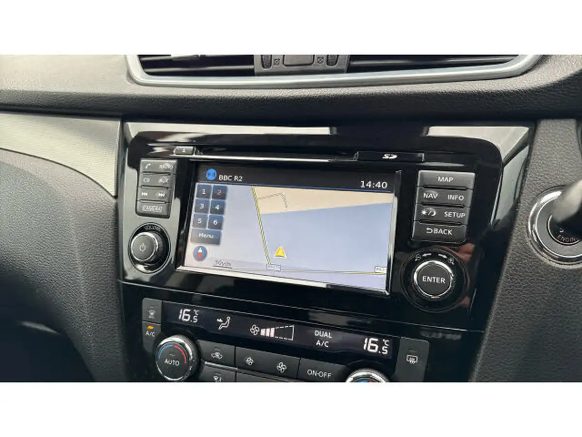 2018-nissan-qashqai-12-dig-t-n-connecta-big-26