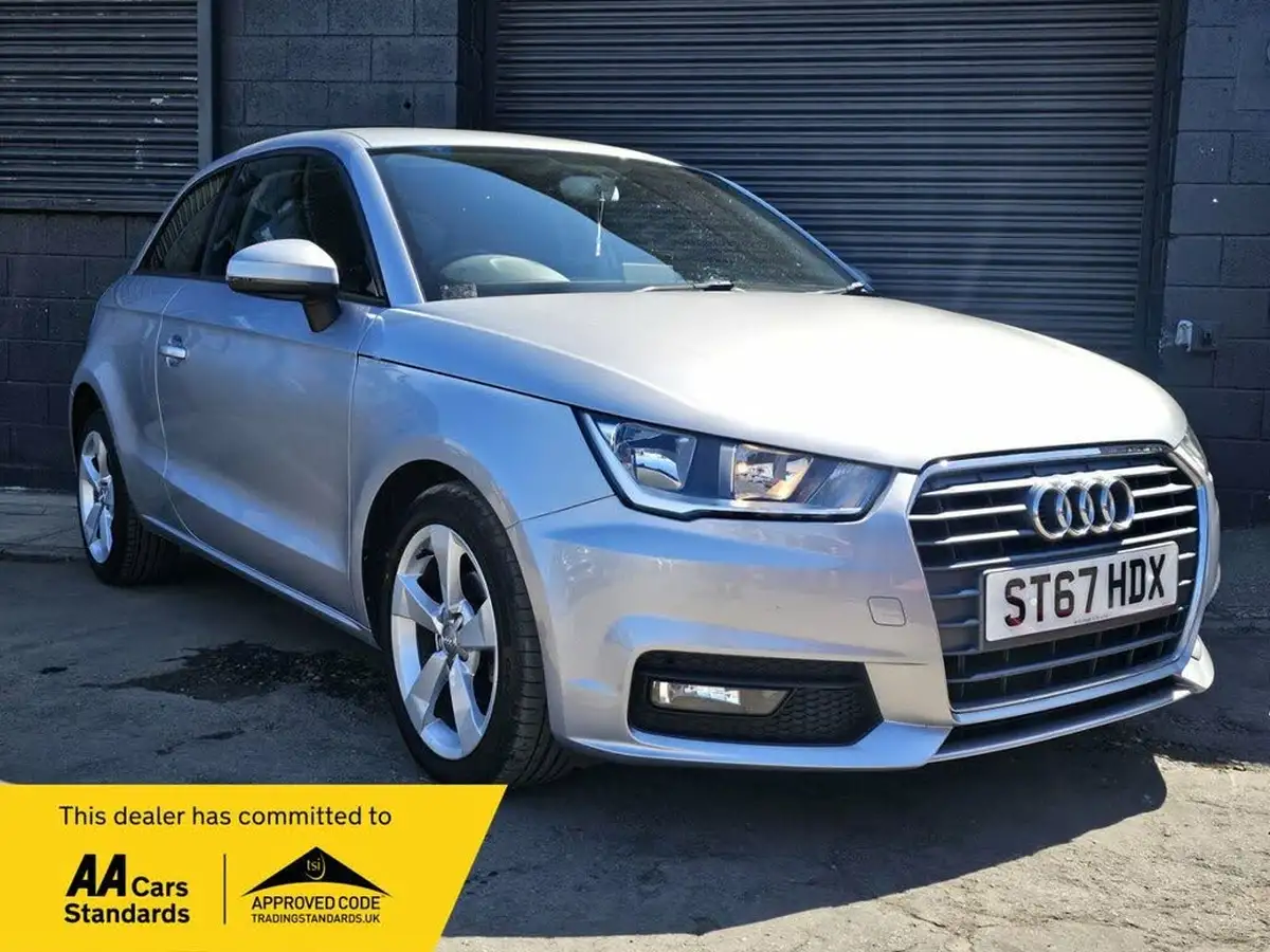 2017-audi-a1-10-tfsi-sport-hatchback-3d-big-0