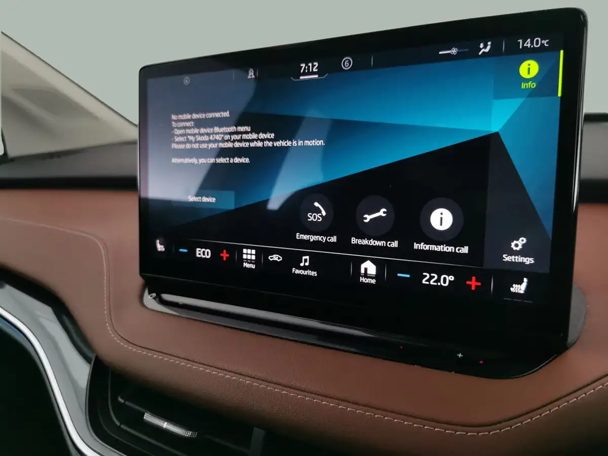 2021-skoda-enyaq-e-60-62-kwh-big-19