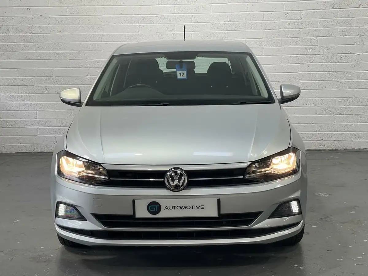 2019-volkswagen-polo-10-tsi-se-ss-big-1