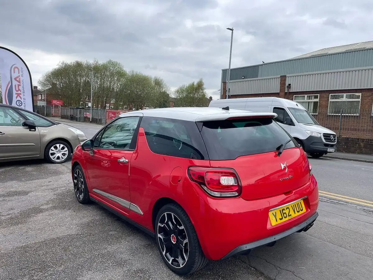 2012-citroen-ds3-16-dsport-plus-thp-155ps-big-3