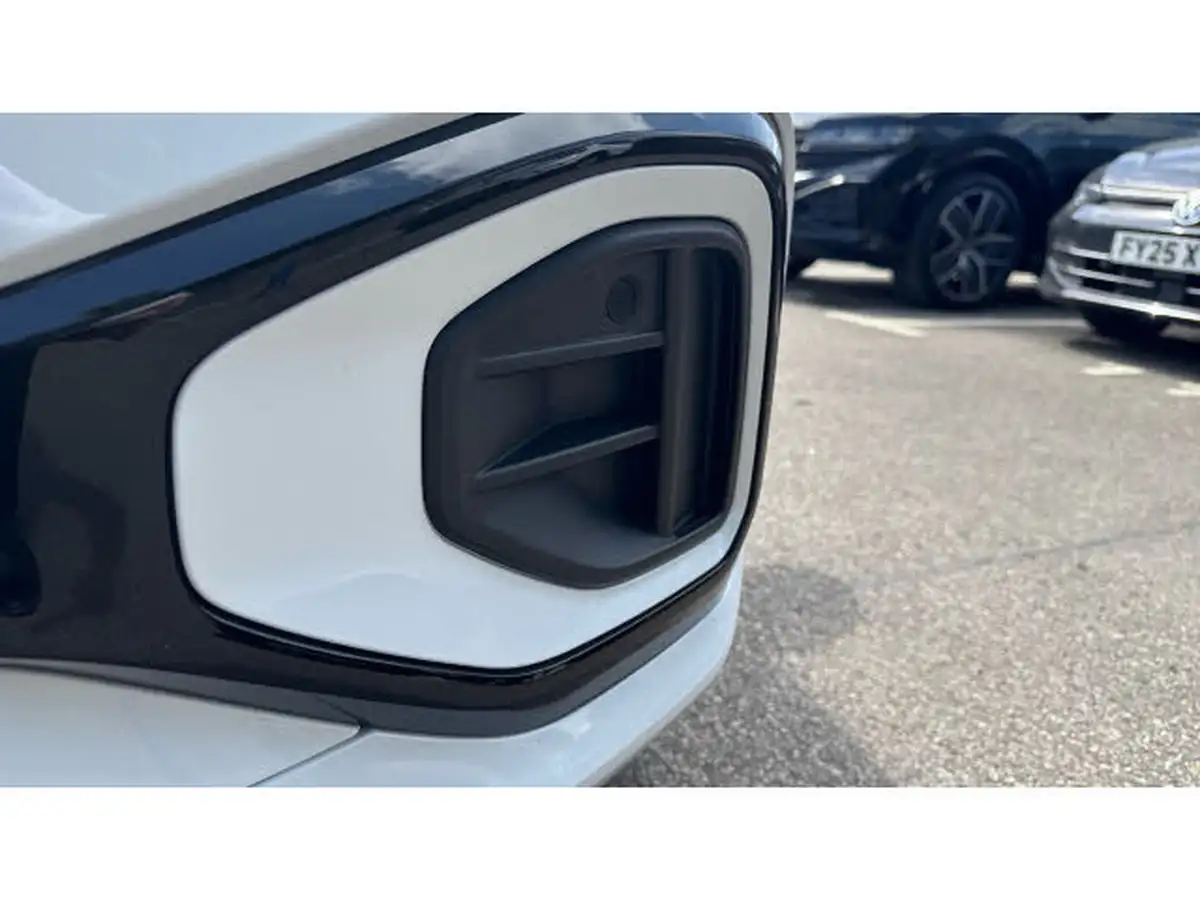 2024-volkswagen-t-roc-15-tsi-r-line-hatchback-5d-dsg-big-25