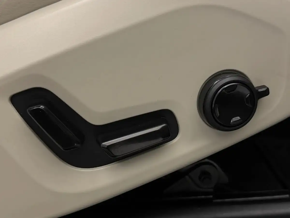 2021-volvo-xc60-20-t8-inscription-pro-455bhp-plug-in-hybrid-big-24