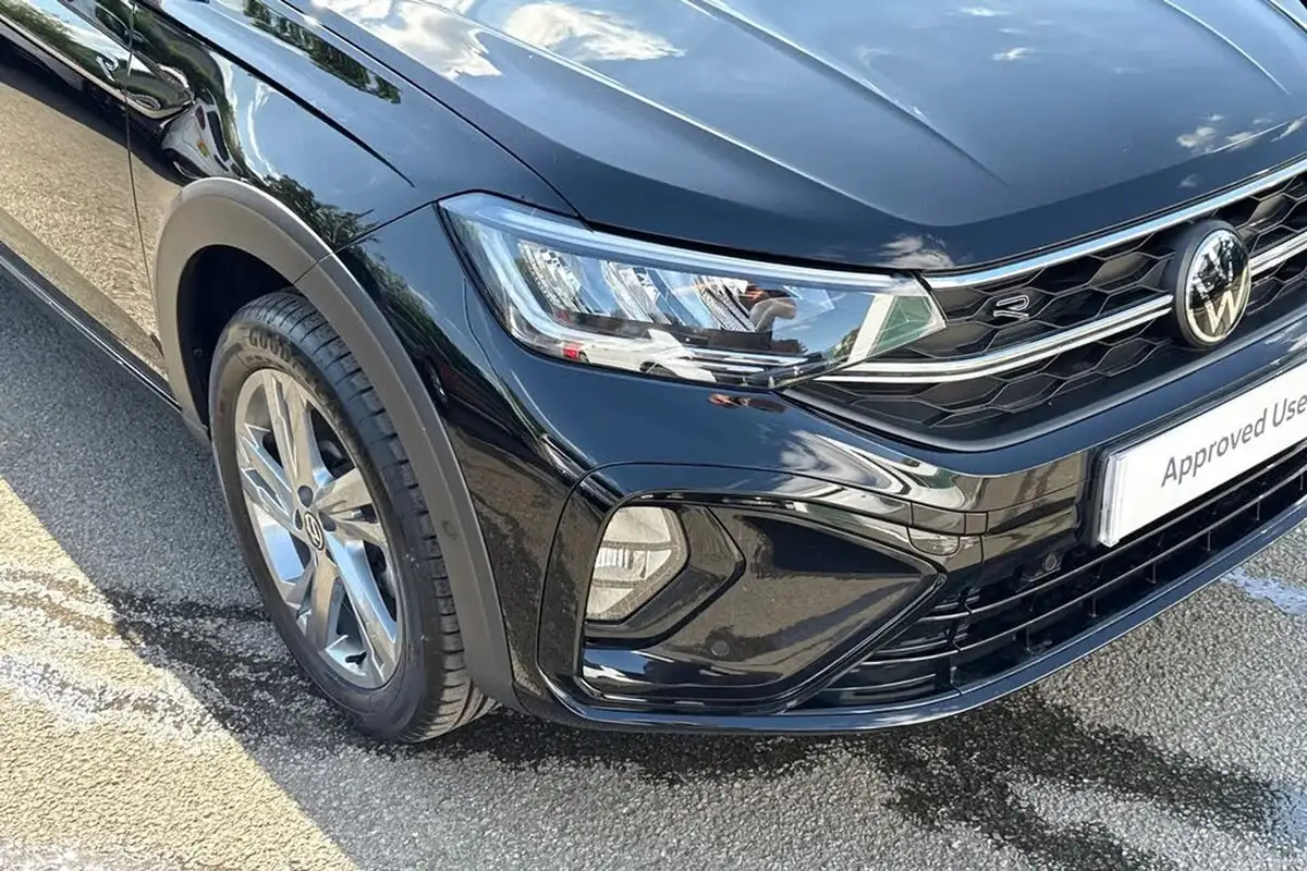 2025-volkswagen-taigo-15-tsi-r-line-big-8