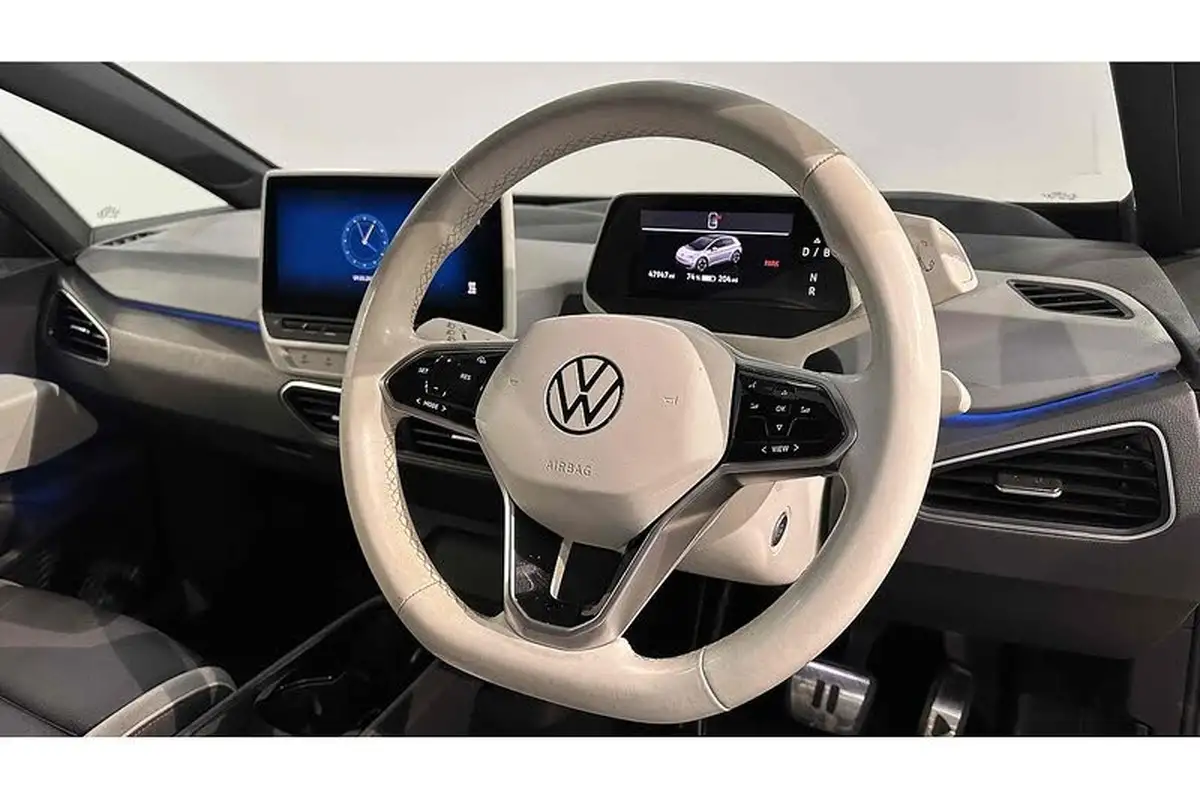 2021-volkswagen-id3-e-tour-big-25