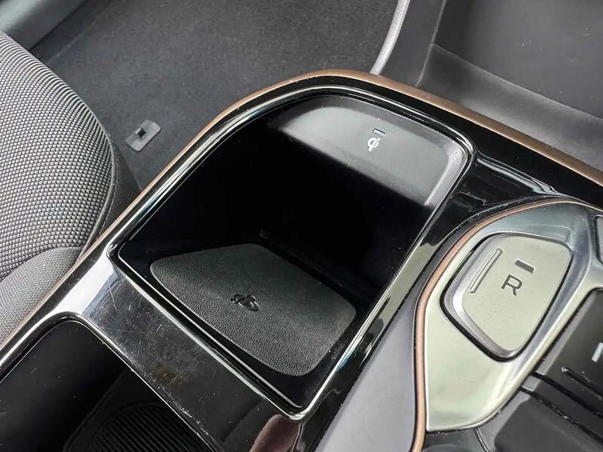 2019-hyundai-ioniq-e-premium-electric-88kw-big-36