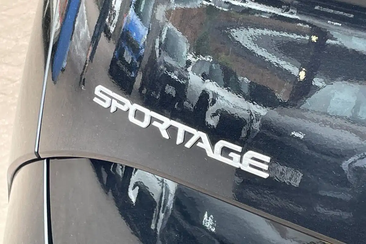 2024-kia-sportage-16-t-gdi-gt-line-s-207bhp-awd-hev-auto-big-25