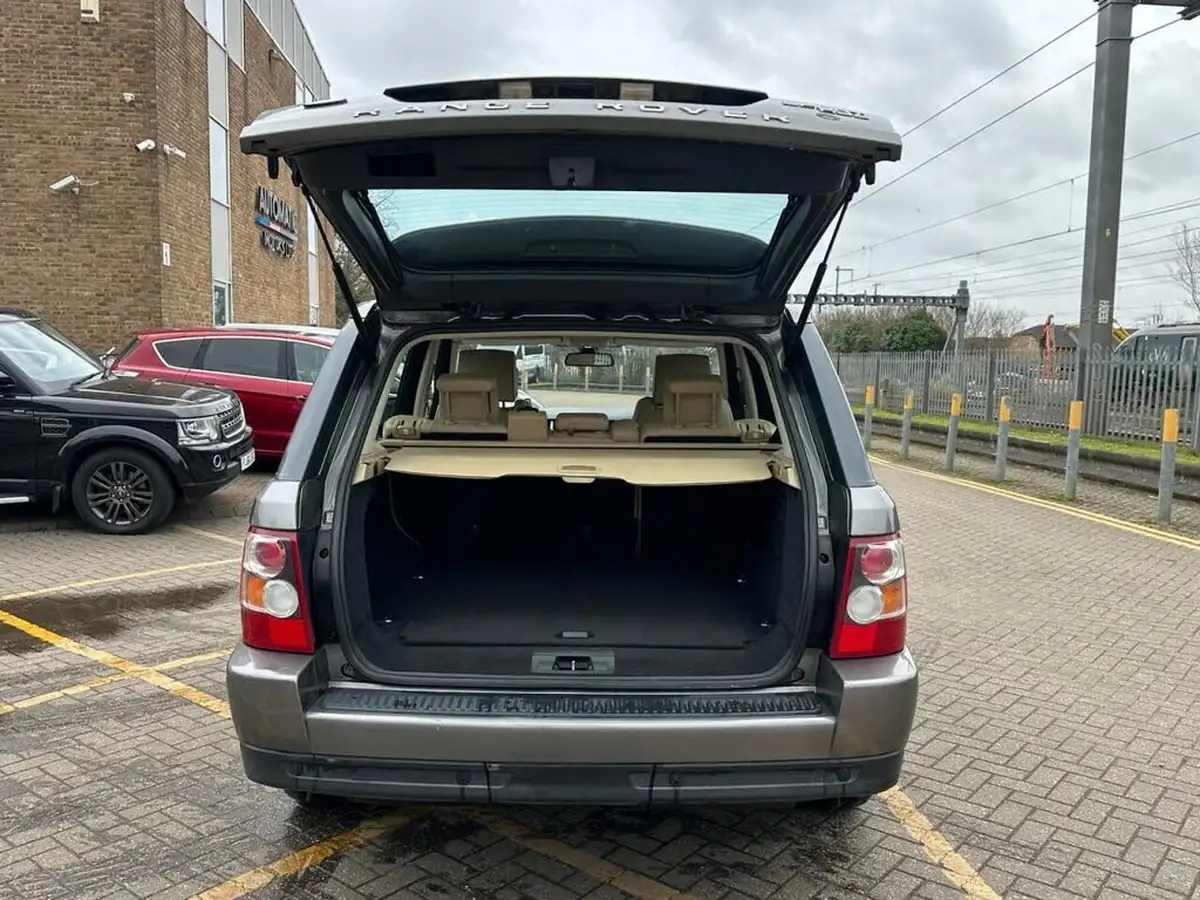 2009-land-rover-range-rover-sport-27td-hse-big-10