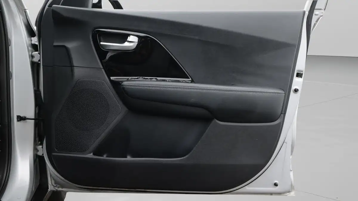 2019-kia-niro-16-gdi-3-156kwh-big-15