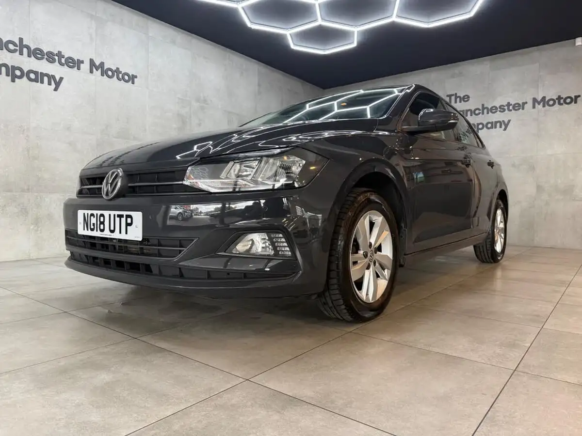 2018-volkswagen-polo-10-se-65ps-big-4