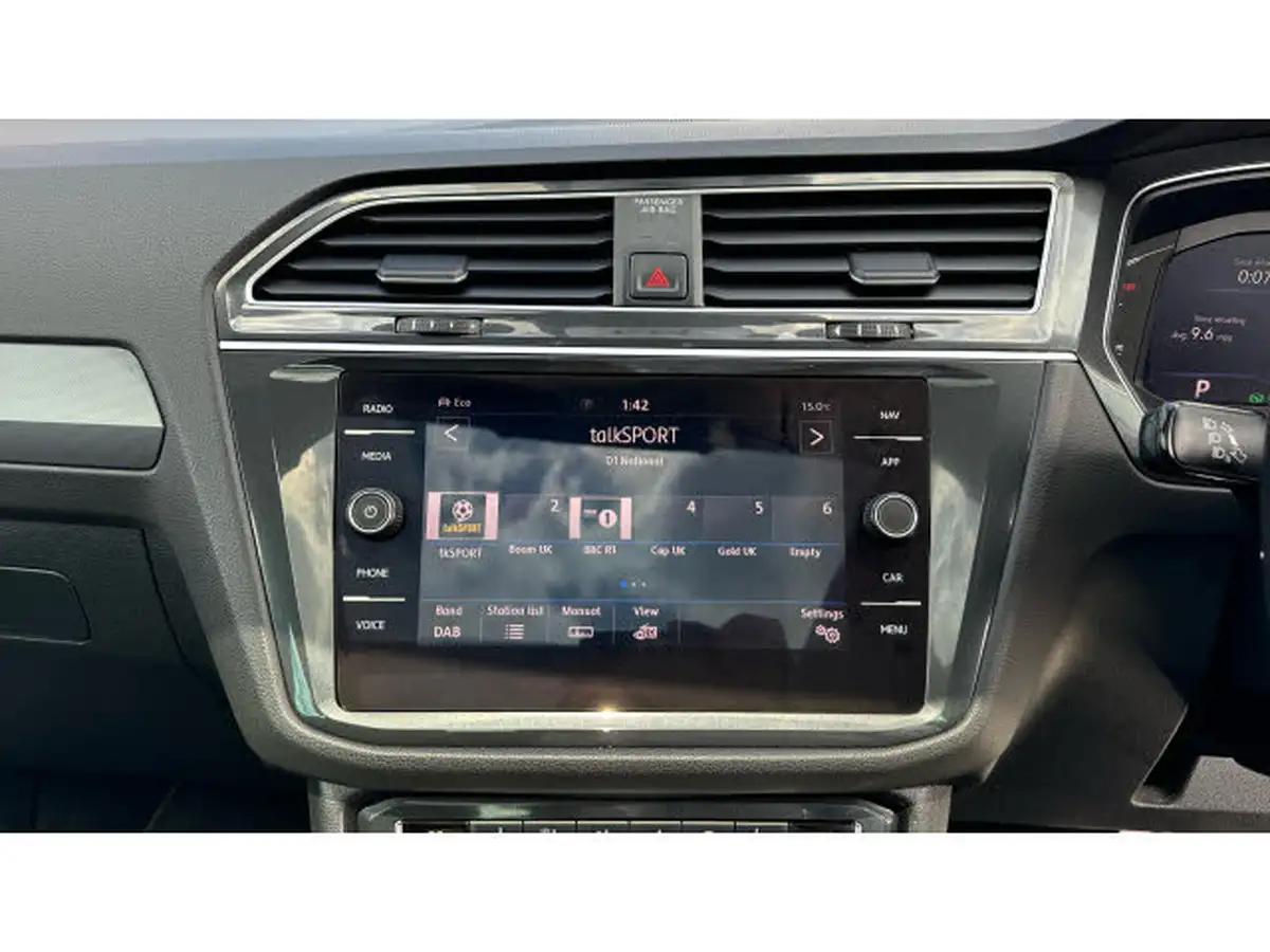 2020-volkswagen-tiguan-20-tsi-sel-190ps-big-25