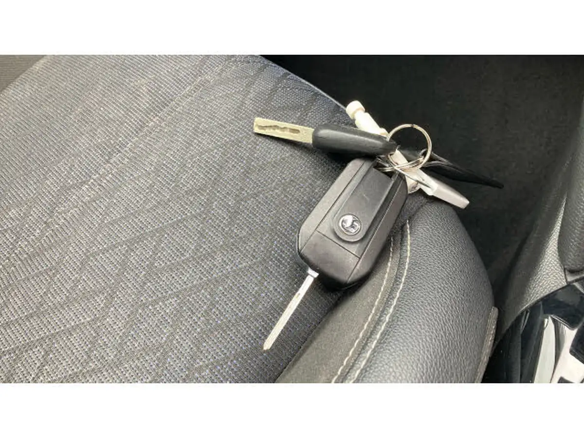 2021-vauxhall-corsa-12-turbo-elite-nav-auto-big-19