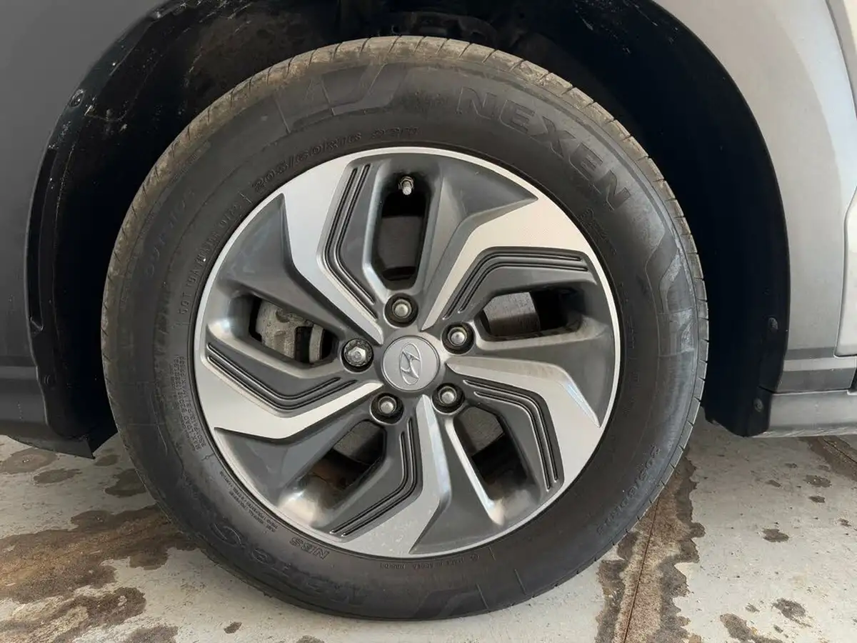 2022-hyundai-kona-16-gdi-se-connect-big-30