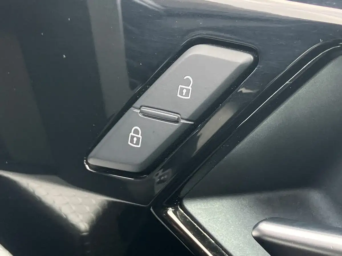 2021-audi-a1-10-30-tfsi-s-line-110ps-tronic-big-37
