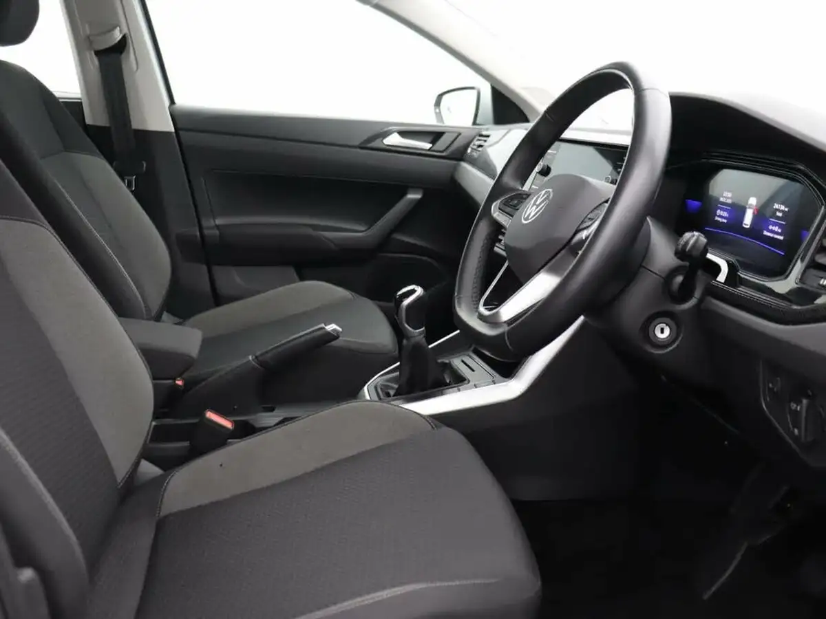 2022-volkswagen-polo-10-tsi-life-big-30