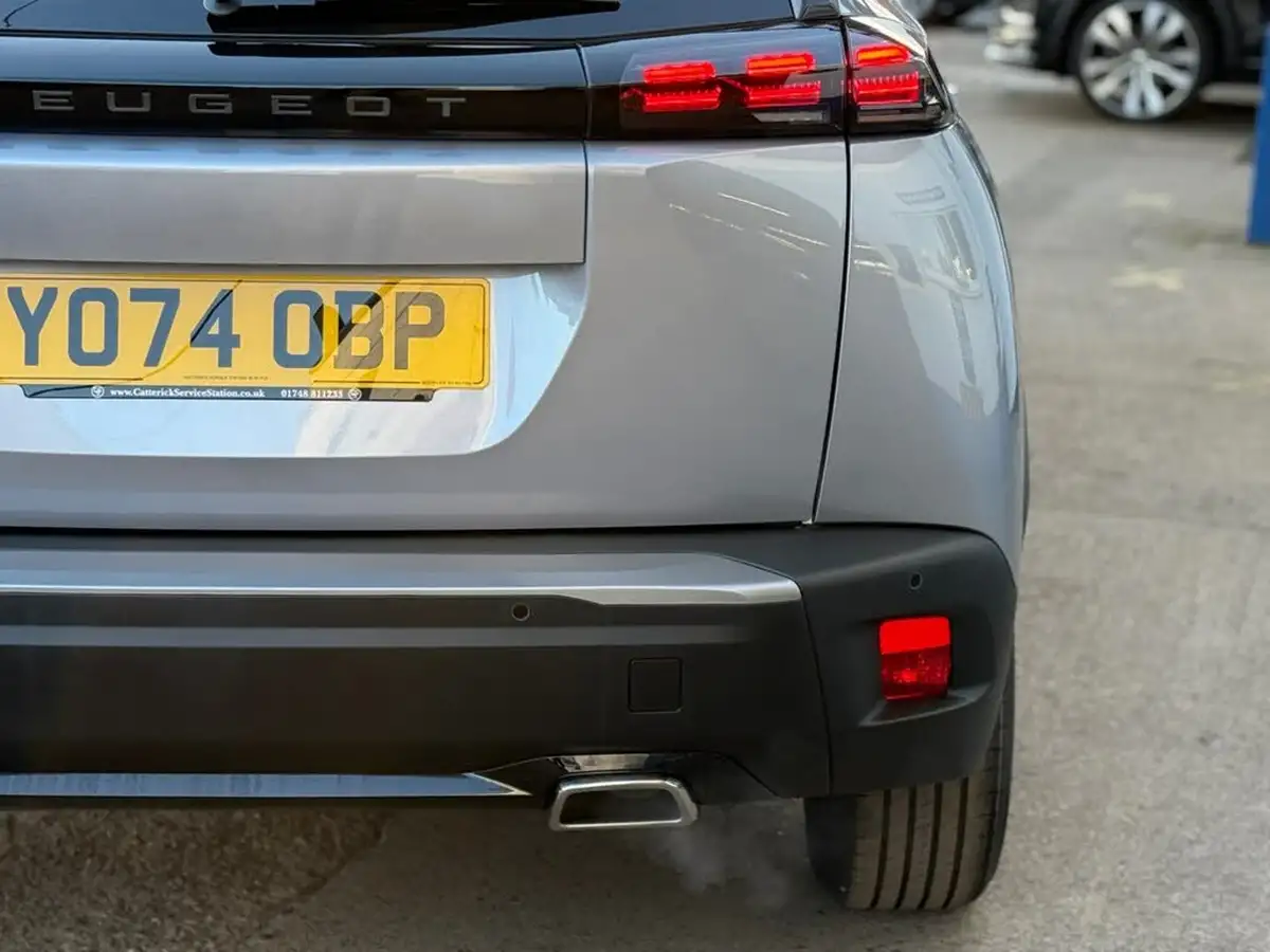 2025-peugeot-2008-suv-12-puretech-allure-130ps-eat8-big-32