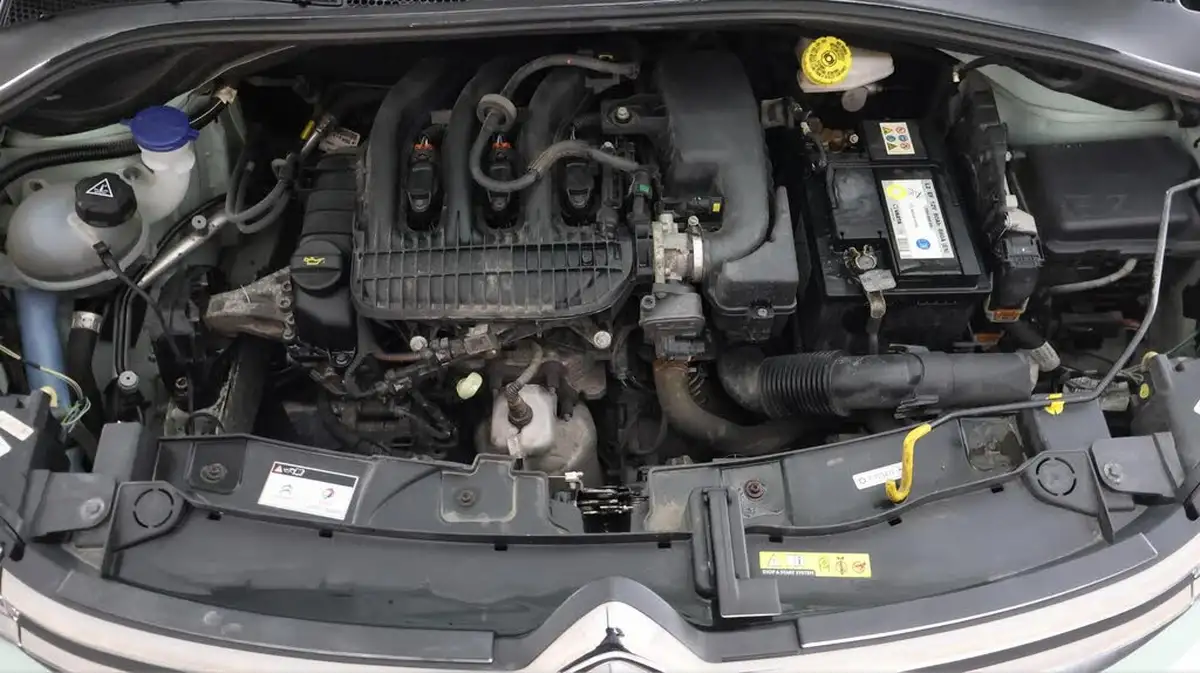 2019-citroen-c3-12-puretech-feel-82ps-ss-big-27
