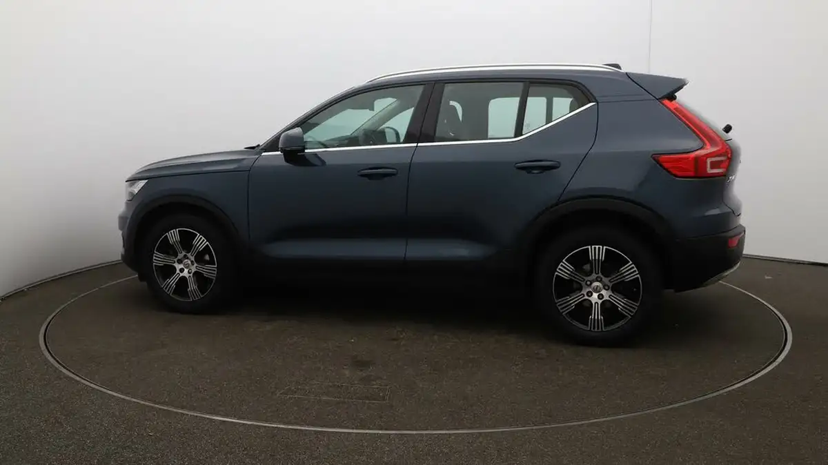 2021-volvo-xc40-15-t3-inscription-161bhp-auto-big-57