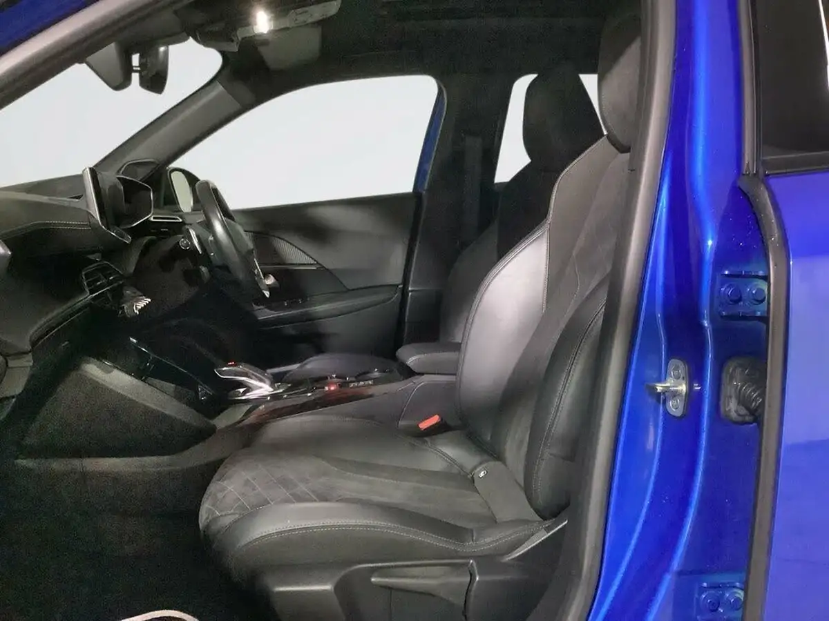 2020-peugeot-2008-suv-12-puretech-gt-155bhp-eat8-big-13