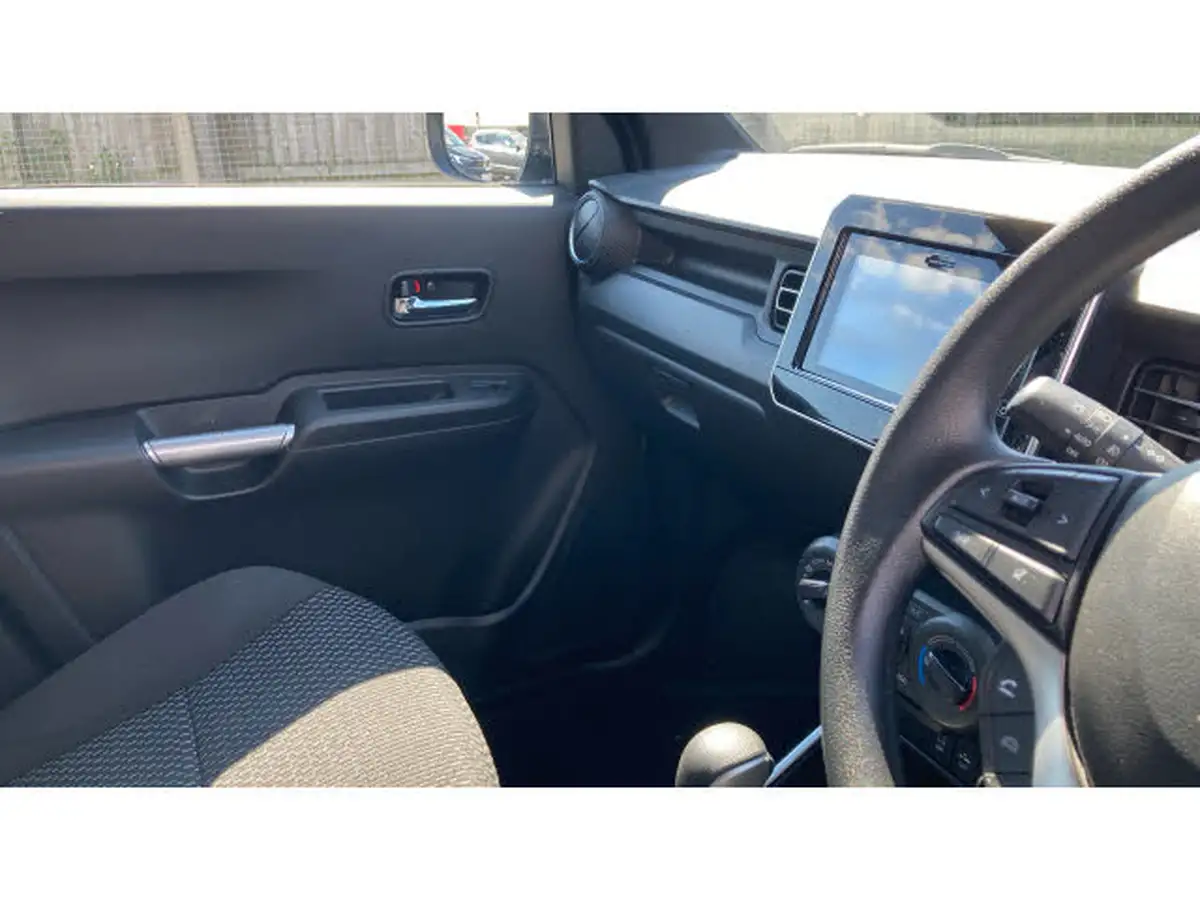 2023-suzuki-ignis-12-dualjet-sz-t-cvt-big-13