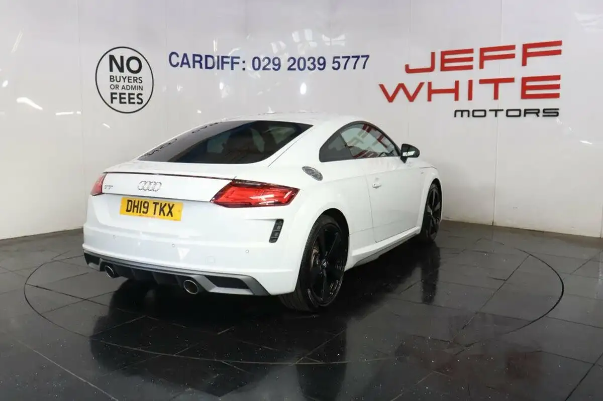 2019-audi-tt-coupe-20-40-tfsi-s-line-big-4