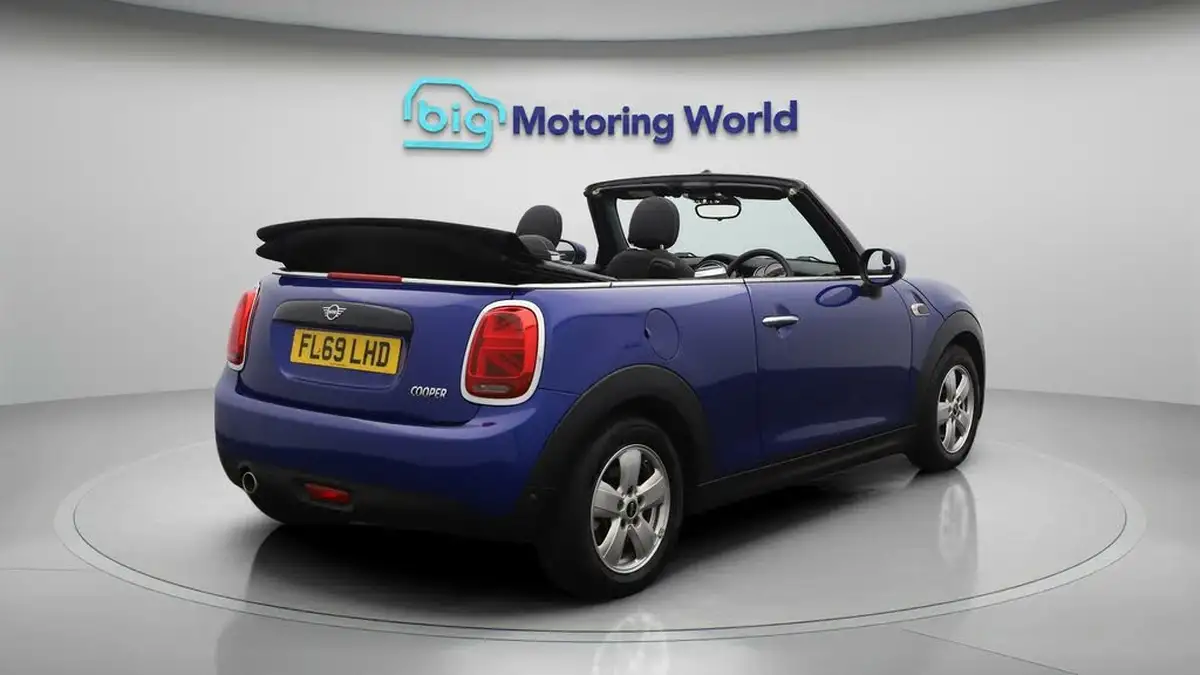 2019-mini-cooper-15-cooper-classic-convertible-2d-big-7