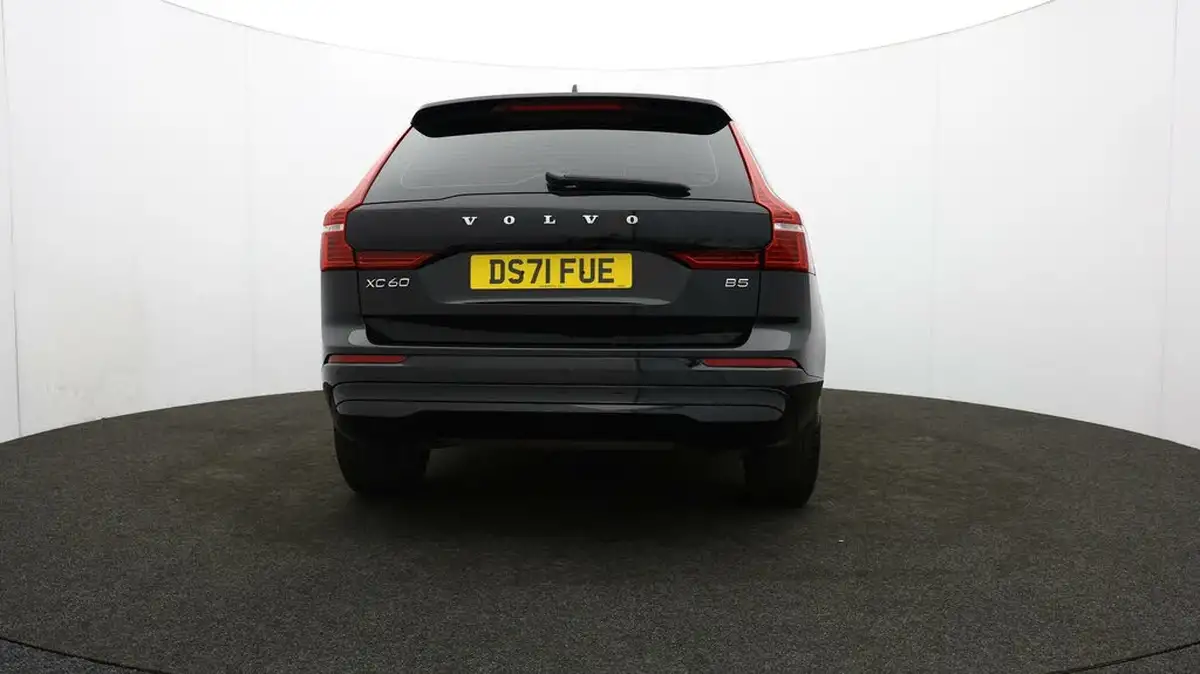 2021-volvo-xc60-20-b5-momentum-big-66