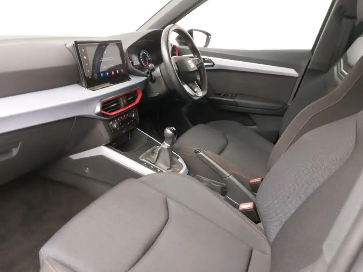 2022-seat-arona-10-tsi-fr-big-4