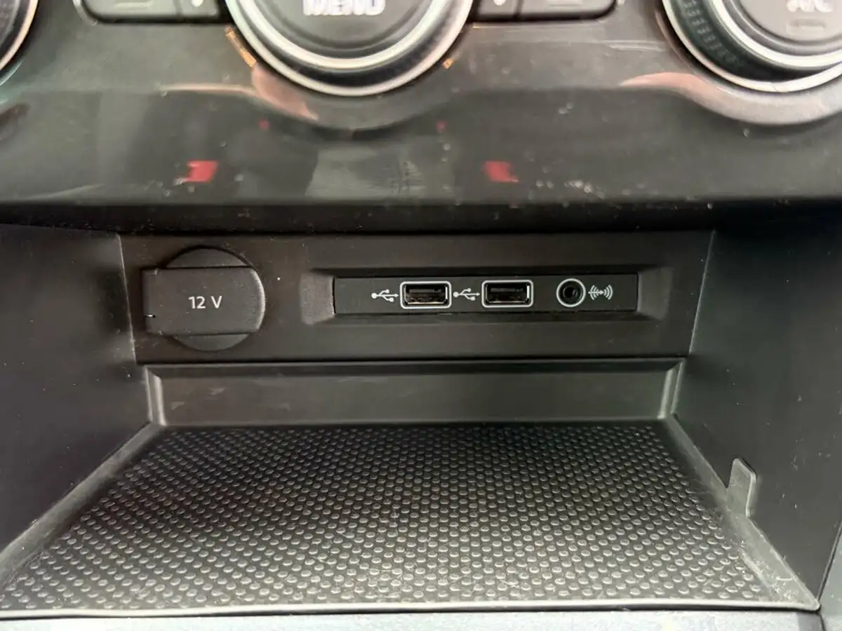 2018-volkswagen-tiguan-14-tsi-se-navigation-125ps-ss-big-27