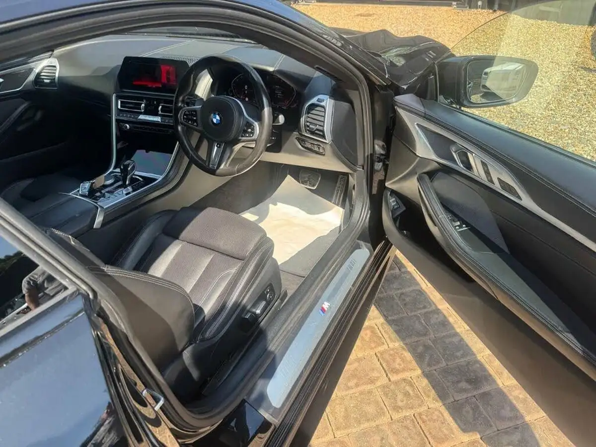 2020-bmw-8-series-30-840i-coupe-2d-big-11