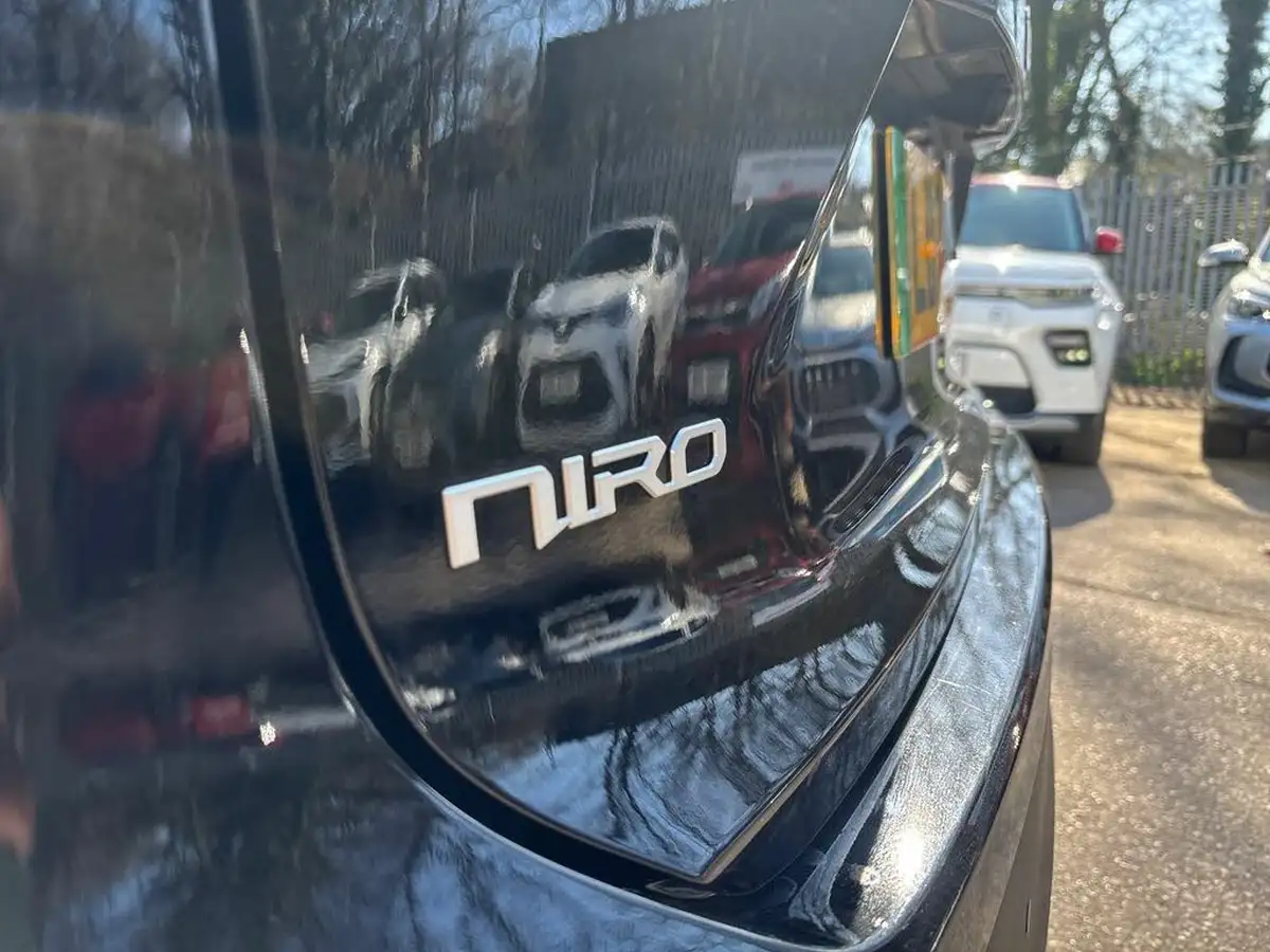 2024-kia-niro-ev-e-2-big-34